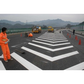 伊犁哈萨克自治州道路标线厂家_公路划线施工_厂家_价格
