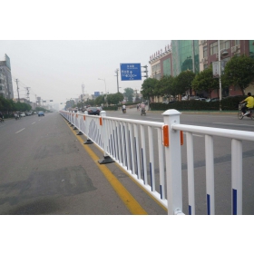 伊犁哈萨克自治州市政道路护栏工程