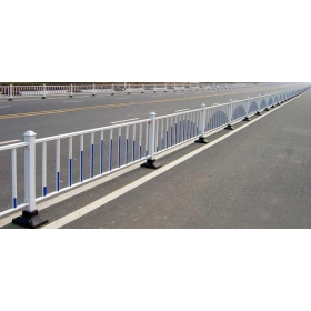 伊犁哈萨克自治州市政道路护栏厂家_锌钢护栏批发_道路护栏厂家_价格